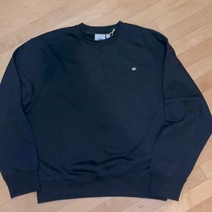 Adidas oversized crew neck